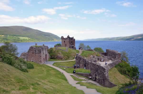 flick lochness urquhart castle1