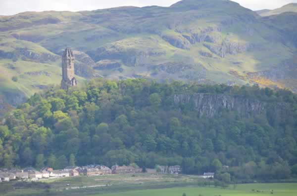 flick wallace monument2