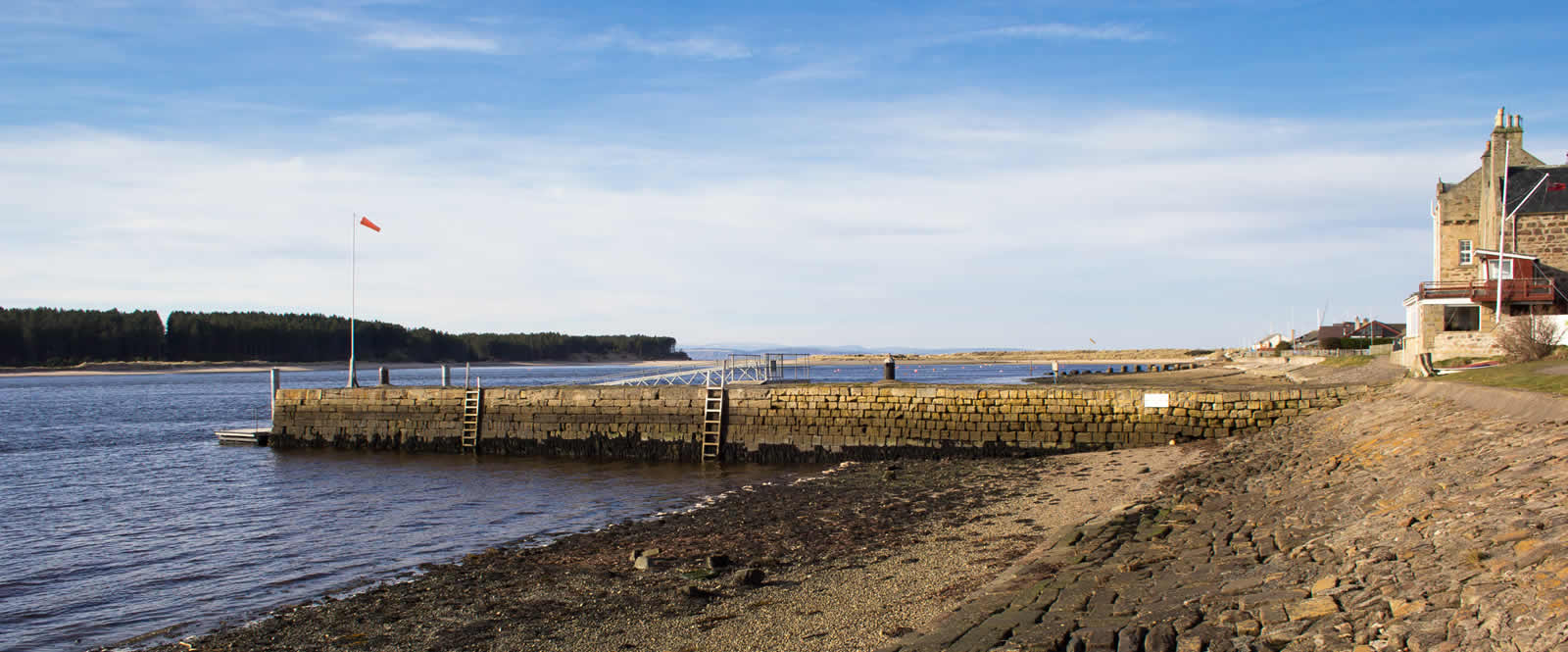 Guide to Findhorn in Moray